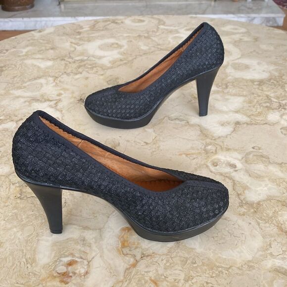 NWOT Bernie Mev. Legend Platform Dress Pumps Heels - Picture 6 of 15